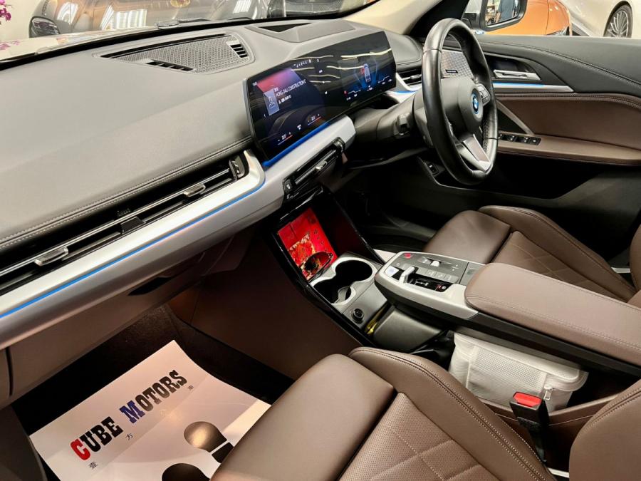 IX1 xDrive30 xLine - Image 4